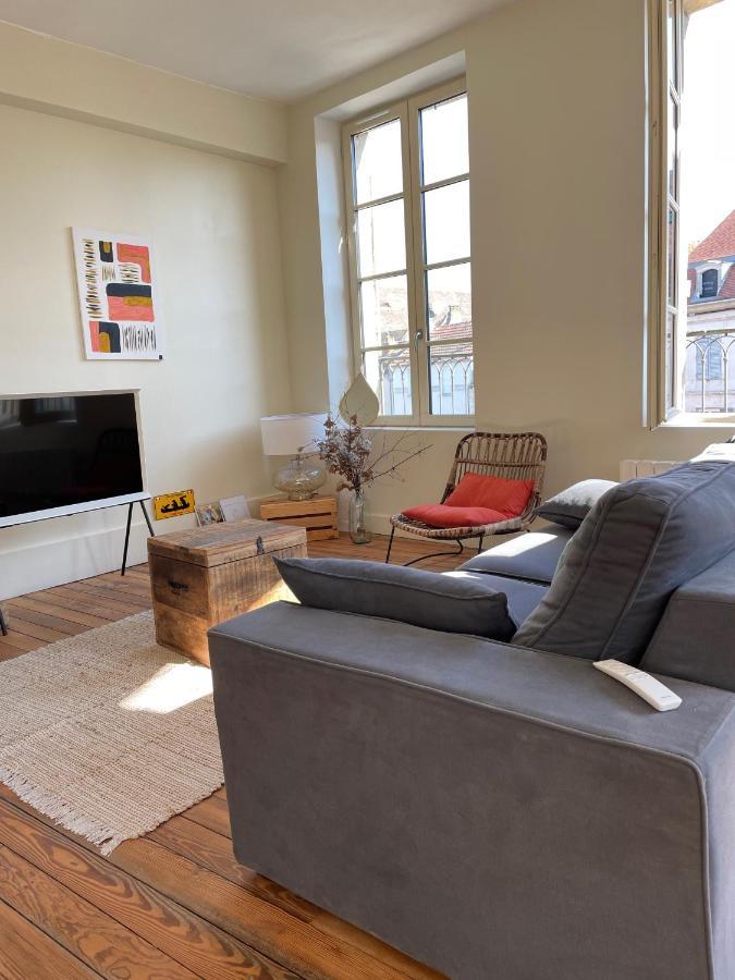Appartement Au Coeur Du Centre Historique Avallon Eksteriør bilde