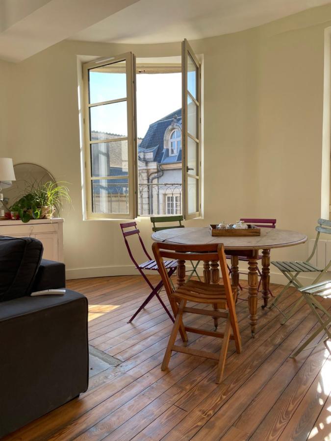 Appartement Au Coeur Du Centre Historique Avallon Eksteriør bilde