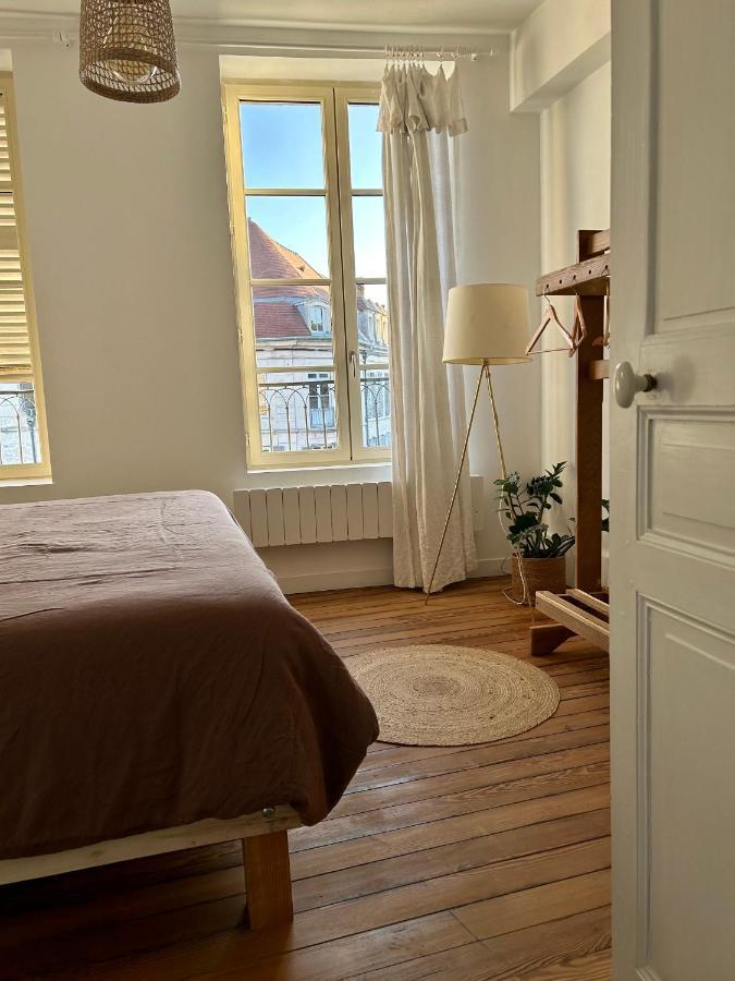 Appartement Au Coeur Du Centre Historique Avallon Eksteriør bilde
